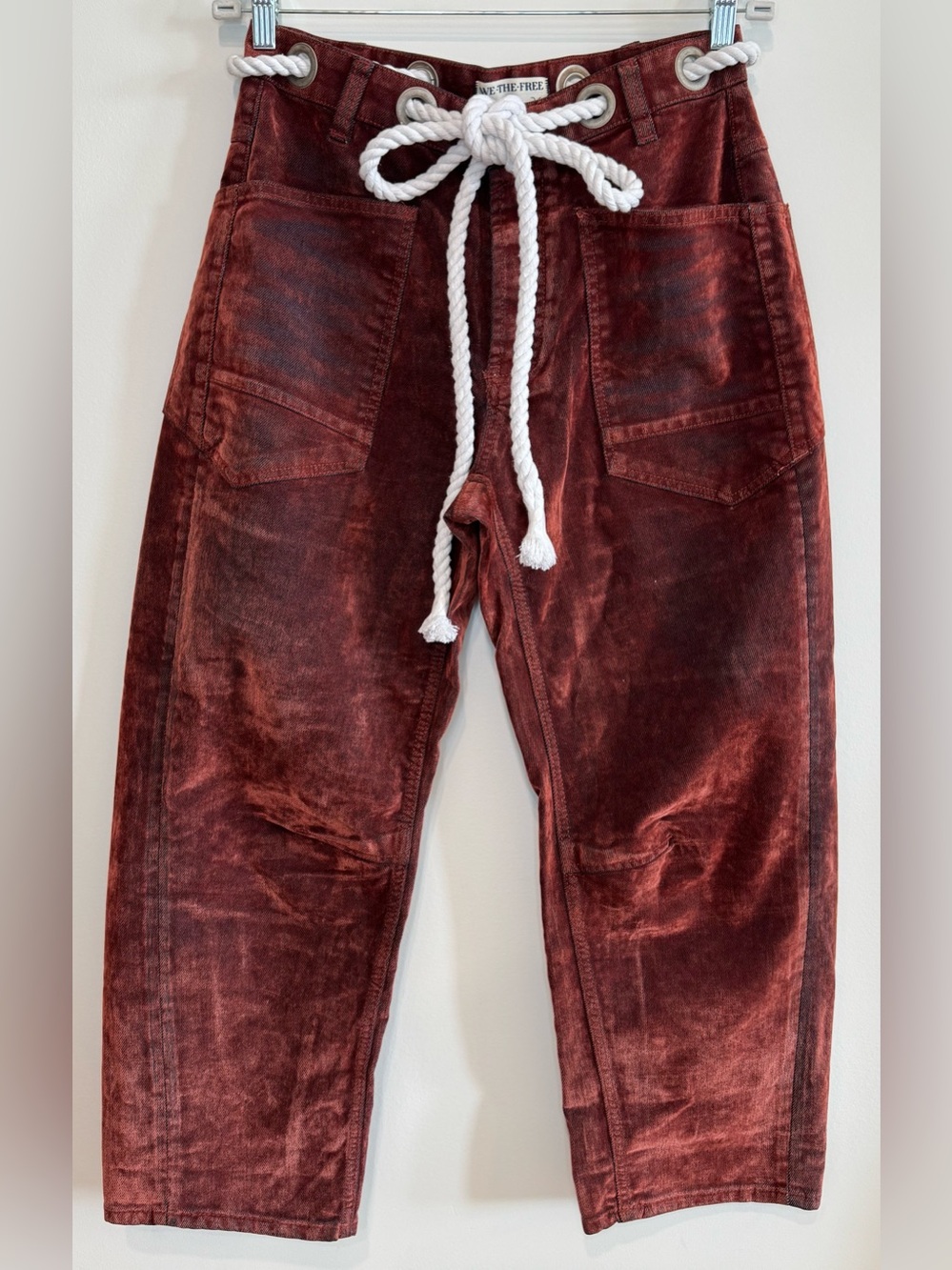 NEW FREE PEOPLE Moxie Flocked Barrel Jeans Chilli Size 26